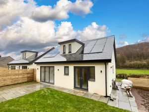 Photo 19- click for photo gallery